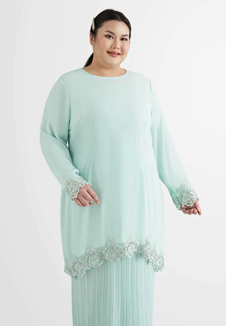 Cherish Romance Pleated Skirt Lace Kurung Set