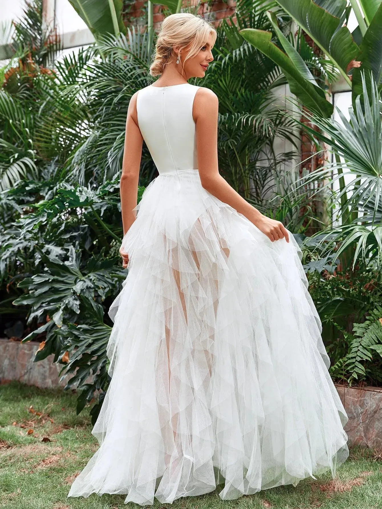 Cut Out Waist Layered Tulle A Line Wedding Dress