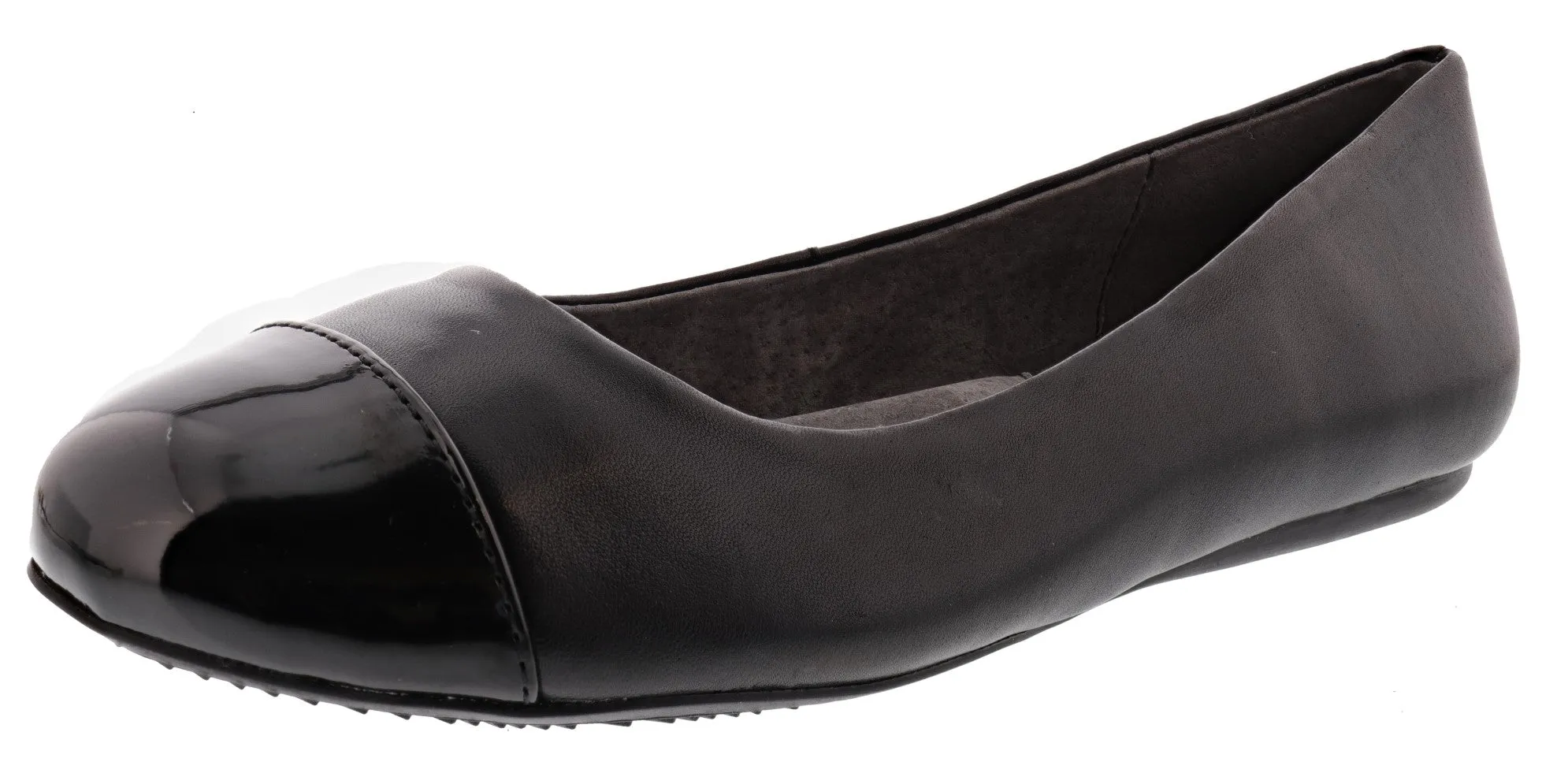 Softwalk Women's Napa 2E Wide Width Slip On Ballerina Flats